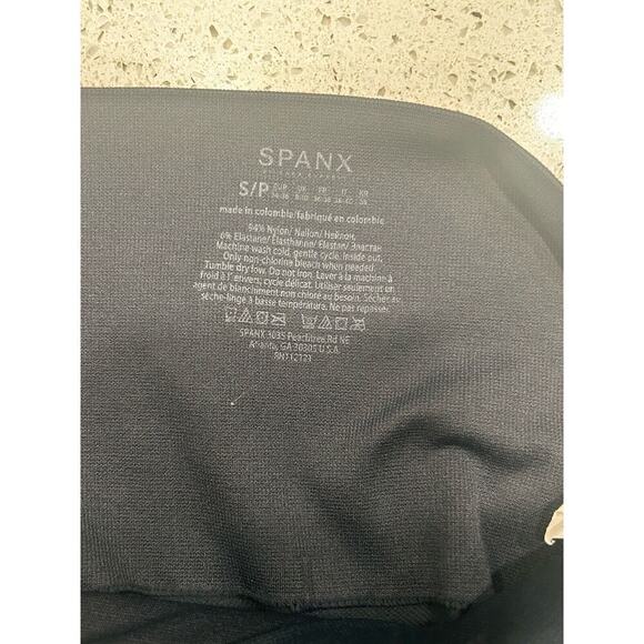 SPANX Seamless Leggings Size Small Black Gray Camo Shaping Slimming Stretch - Picture 5 of 7